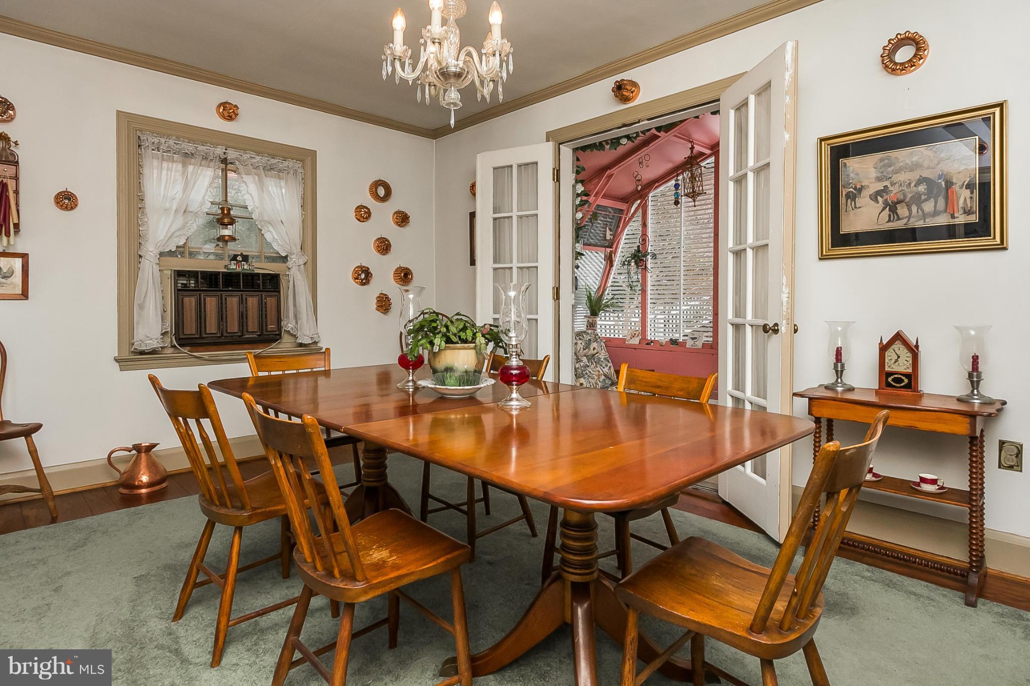 207 Edgevale Road Baltimore, MD 21210 - Photo 8 of 30 Dining Room