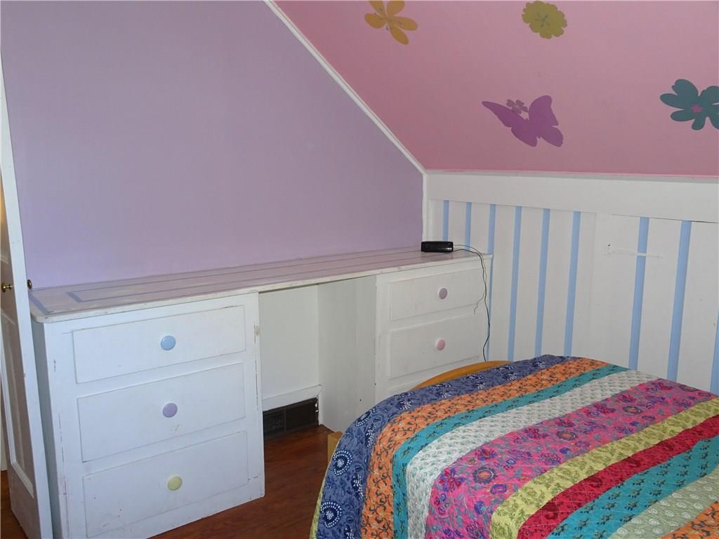 46 Raymond Road Portland, ME 04102 - Photo 21 of 32 Built in desk with drawers.