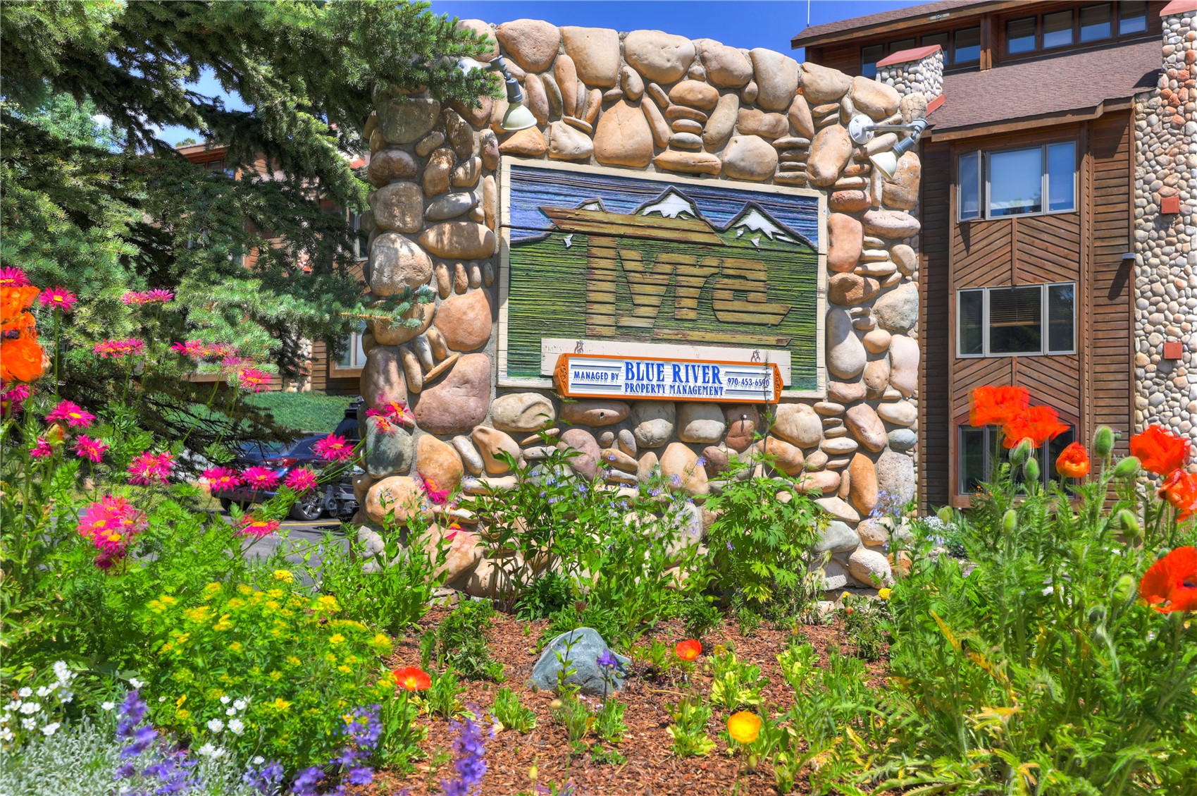 620 4 O Clock Road, Unit 336 Breckenridge, CO 80424 - Photo 25 of 29 View of community / neighborhood sign