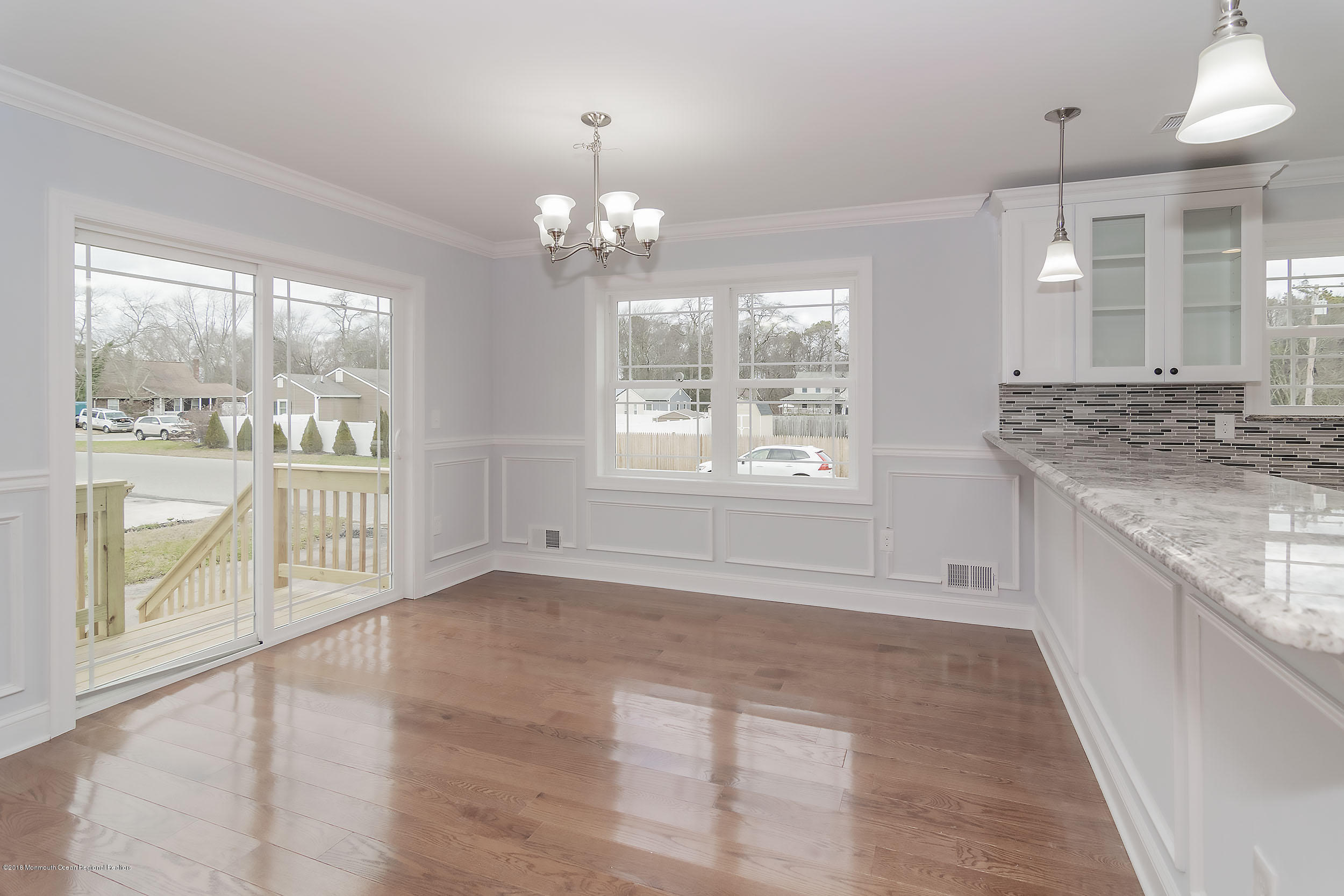566 Lloyd Road Toms River, NJ 08753 - Photo 12 of 25 dining1