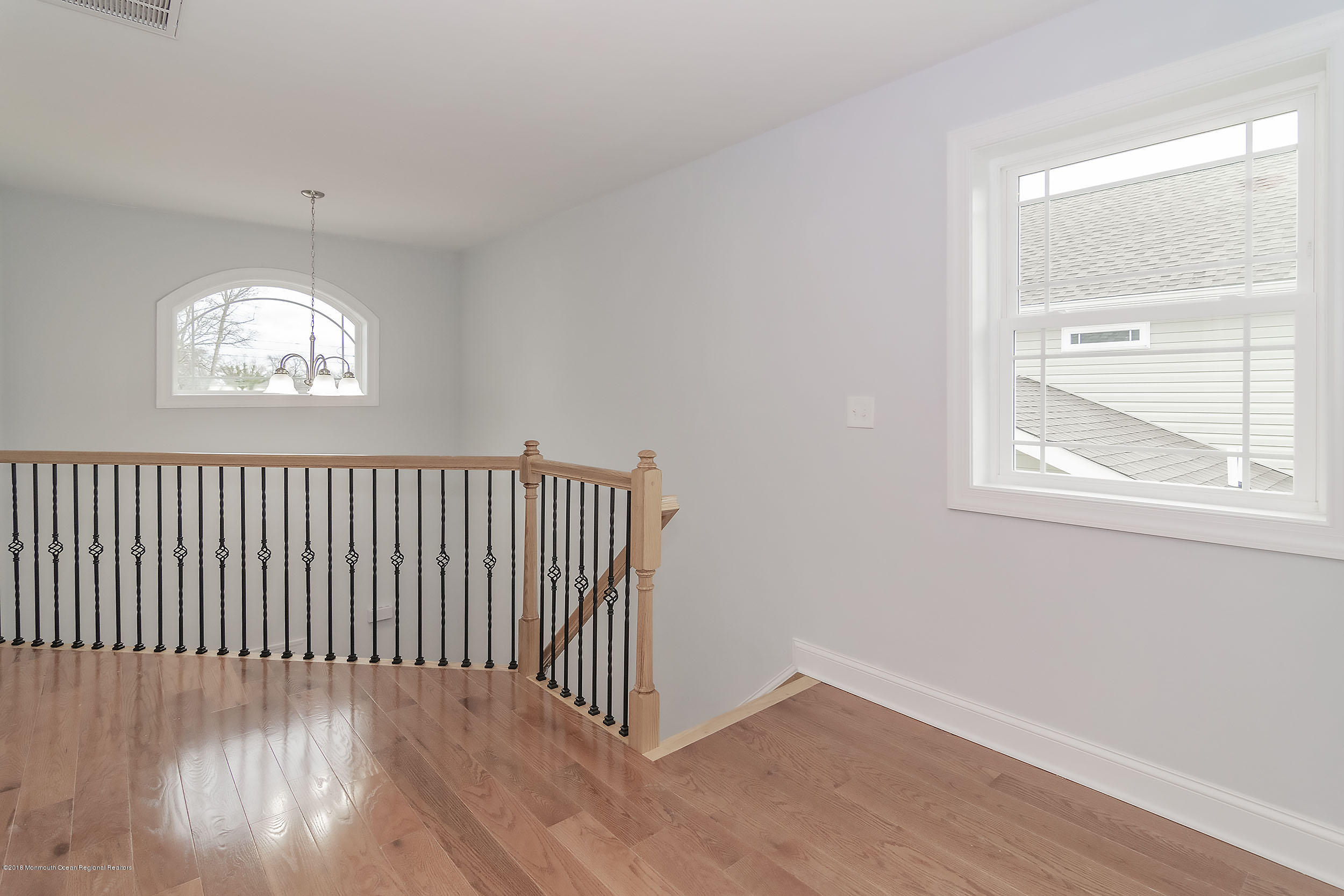 566 Lloyd Road Toms River, NJ 08753 - Photo 20 of 25 landing1