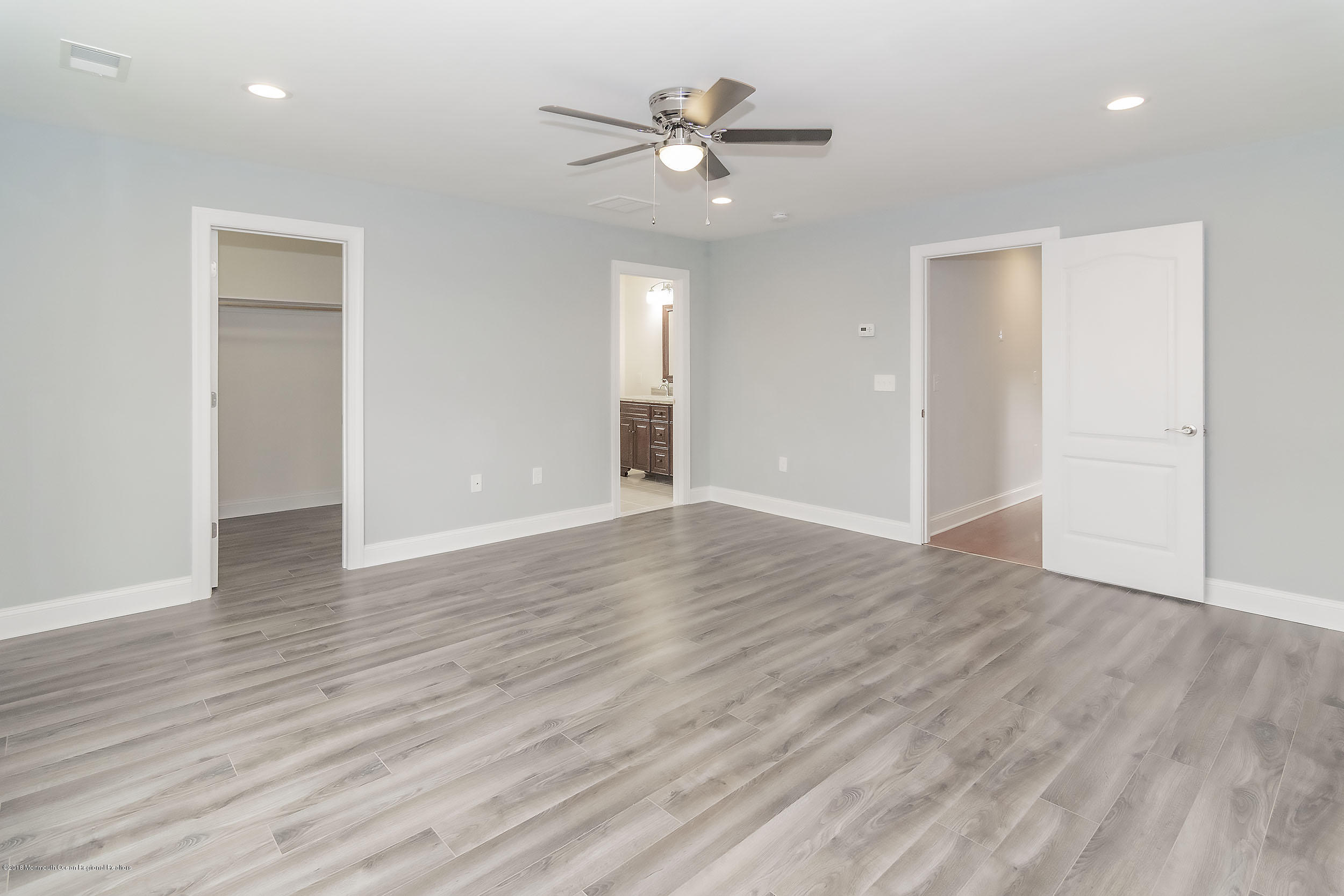 566 Lloyd Road Toms River, NJ 08753 - Photo 21 of 25 master1