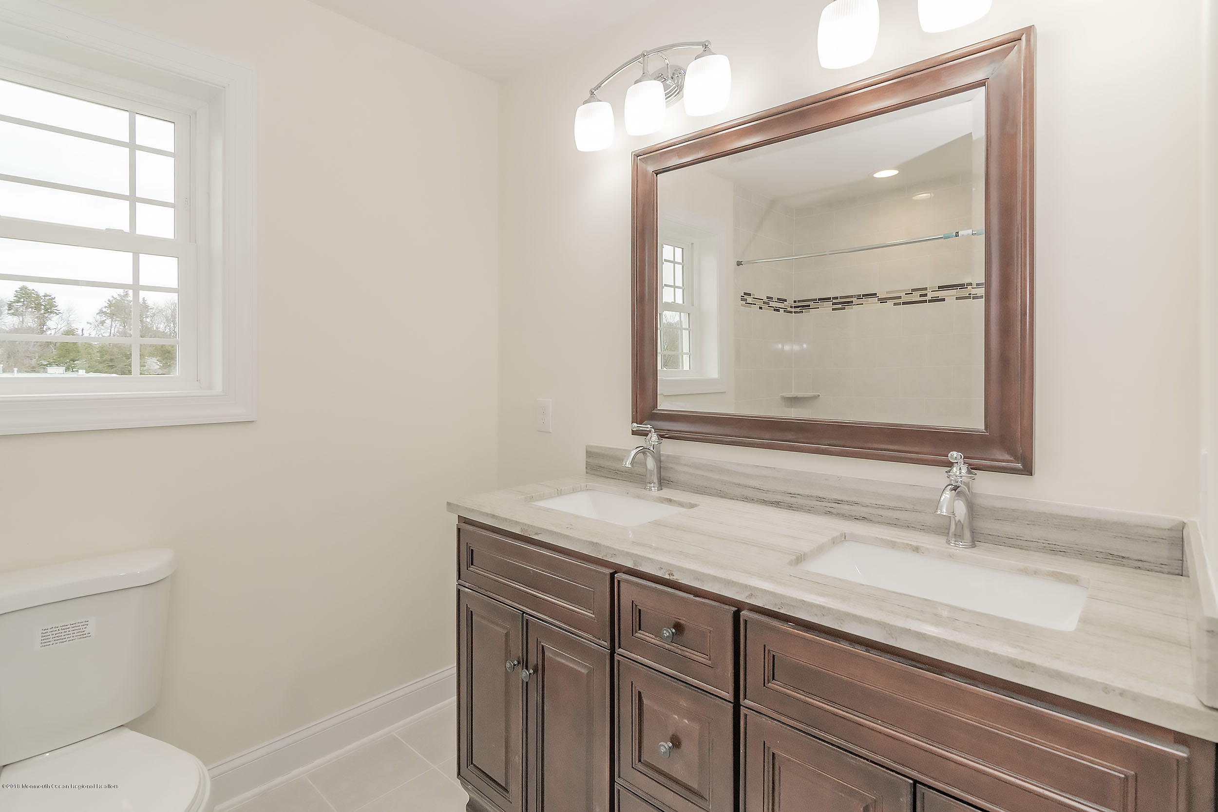 566 Lloyd Road Toms River, NJ 08753 - Photo 24 of 25 masterbath1