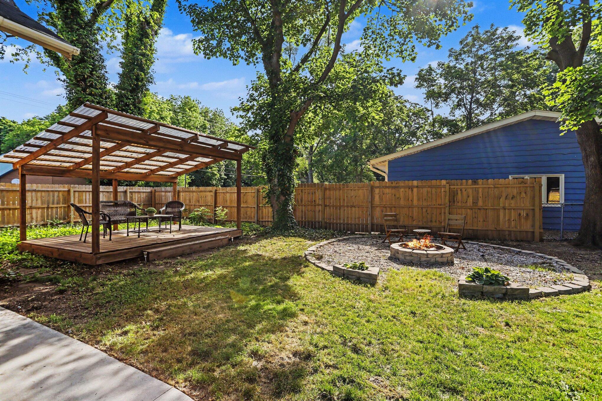 1213 Whites Road Kalamazoo, MI 49008 - Photo 16 of 23 018_file_7151