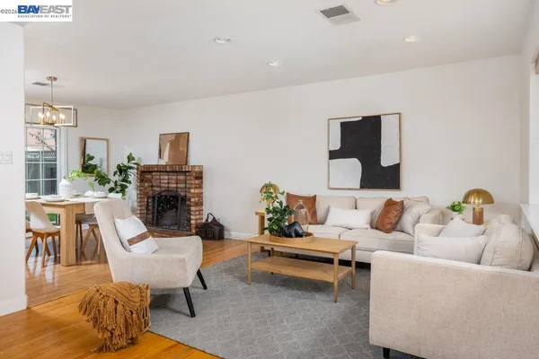 $1,038,000 | 924 Lambaren Avenue, Livermore, CA 94551