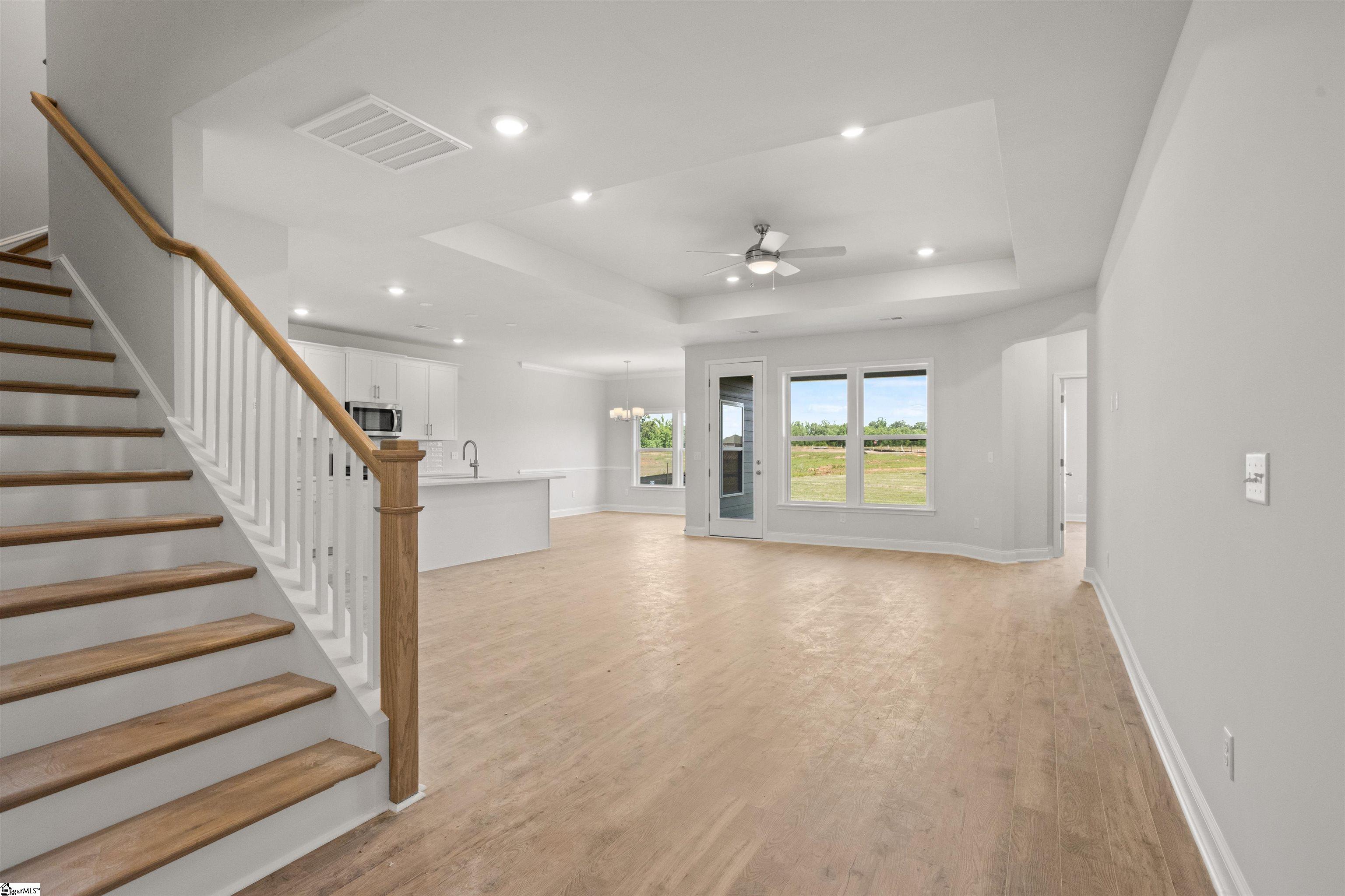 554 Hydrangea Street Seneca, SC 29678 - Photo 4 of 29
