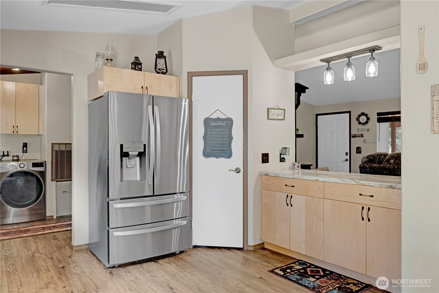 1482 Mountain View Road Kalama, WA 98625 - Photo 11 of 39 Gallery Image 11