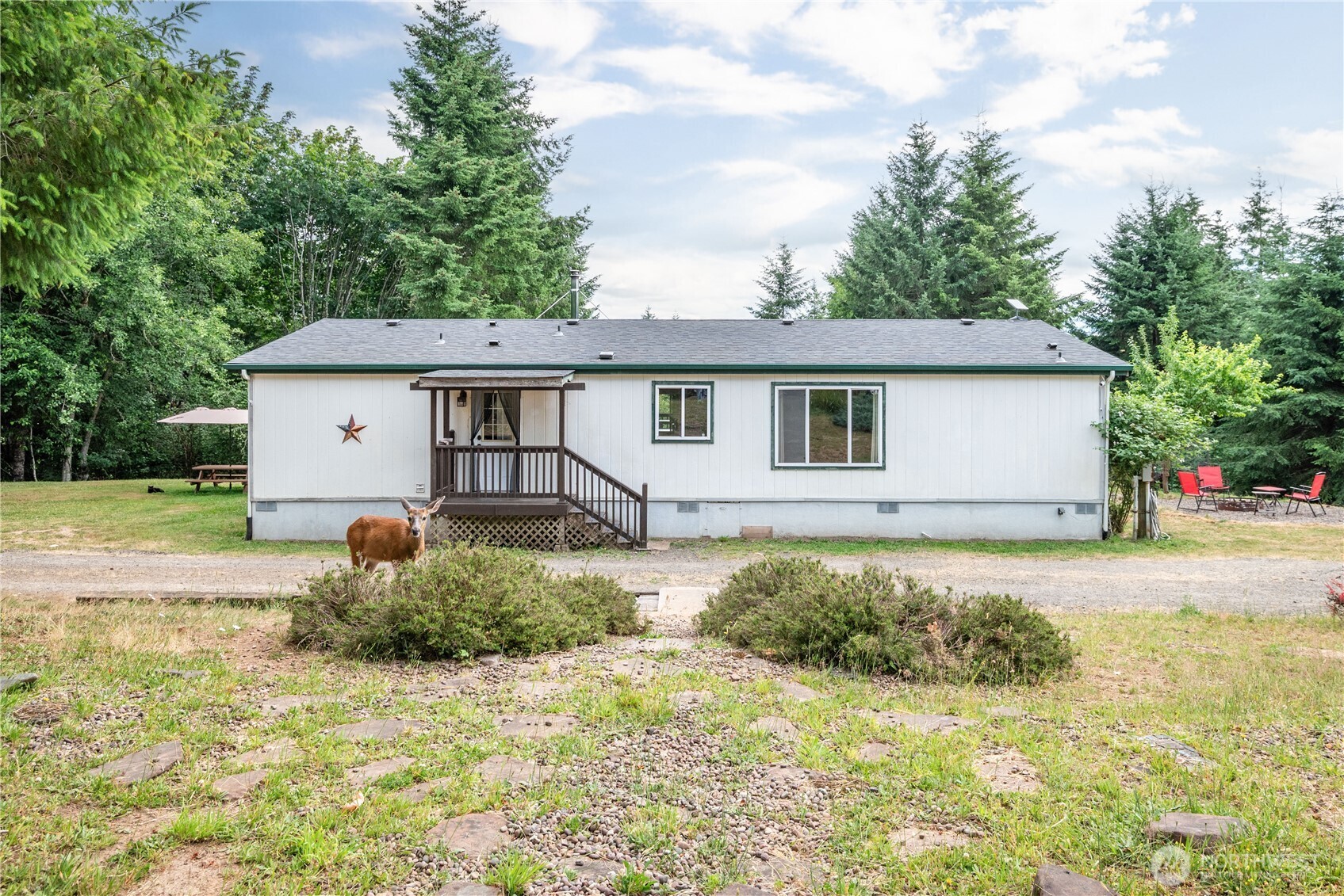 1482 Mountain View Road Kalama, WA 98625 - Photo 2 of 39 Gallery Image 2