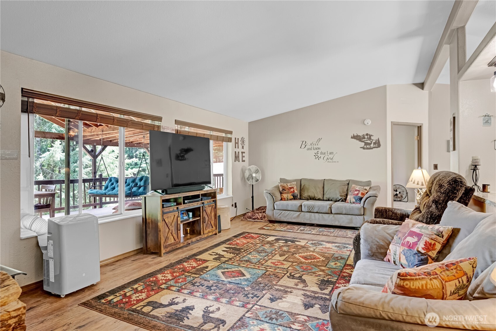 1482 Mountain View Road Kalama, WA 98625 - Photo 8 of 39 Gallery Image 8