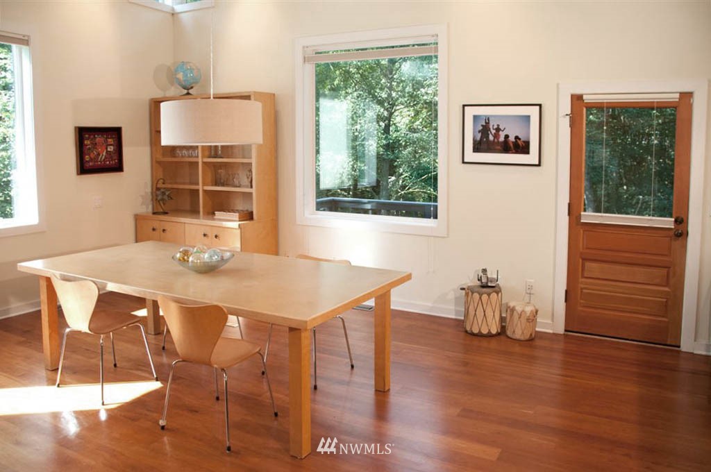 23931 Dockton Road Southwest Vashon, WA 98070 - Photo 11 of 25 Gallery Image 11