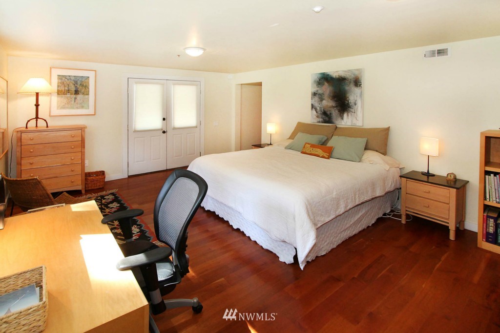 23931 Dockton Road Southwest Vashon, WA 98070 - Photo 15 of 25 Gallery Image 15