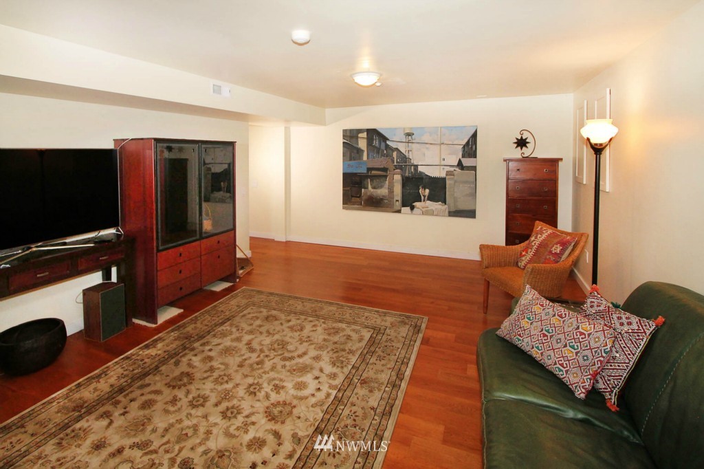 23931 Dockton Road Southwest Vashon, WA 98070 - Photo 19 of 25 Gallery Image 19