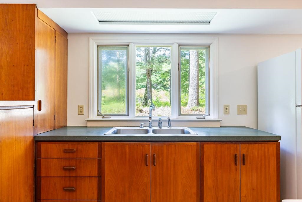 486 Farrington Corner Road Hopkinton, NH 03229 - Photo 10 of 24