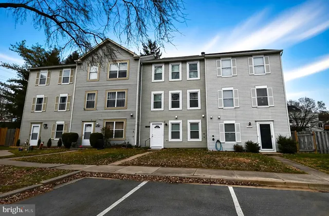 $2,700 | 11521 Aberstraw Way, Germantown, MD 20876