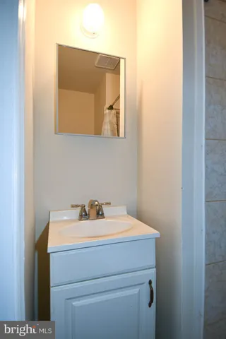 $2,700 | 11521 Aberstraw Way, Germantown, MD 20876