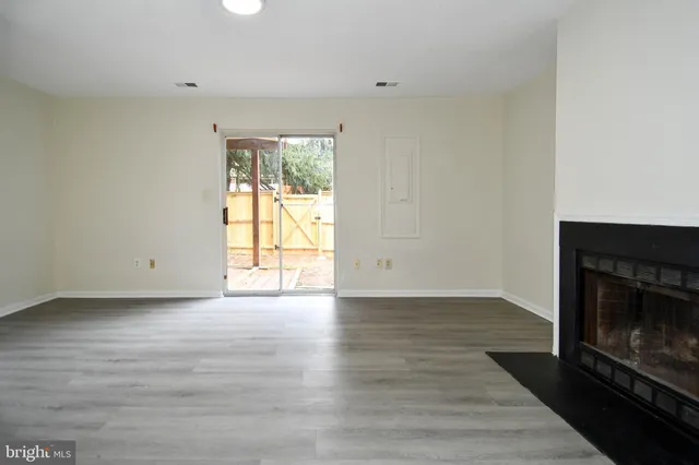 $2,700 | 11521 Aberstraw Way, Germantown, MD 20876