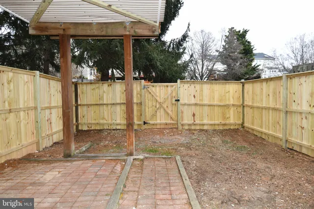 $2,700 | 11521 Aberstraw Way, Germantown, MD 20876