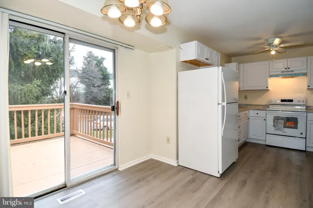 $2,700 | 11521 Aberstraw Way, Germantown, MD 20876