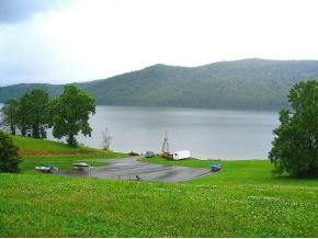67-68 Harbor Point Road, Unit 67 68 Butler, TN 37640 - Photo 3 of 7 Photo 3