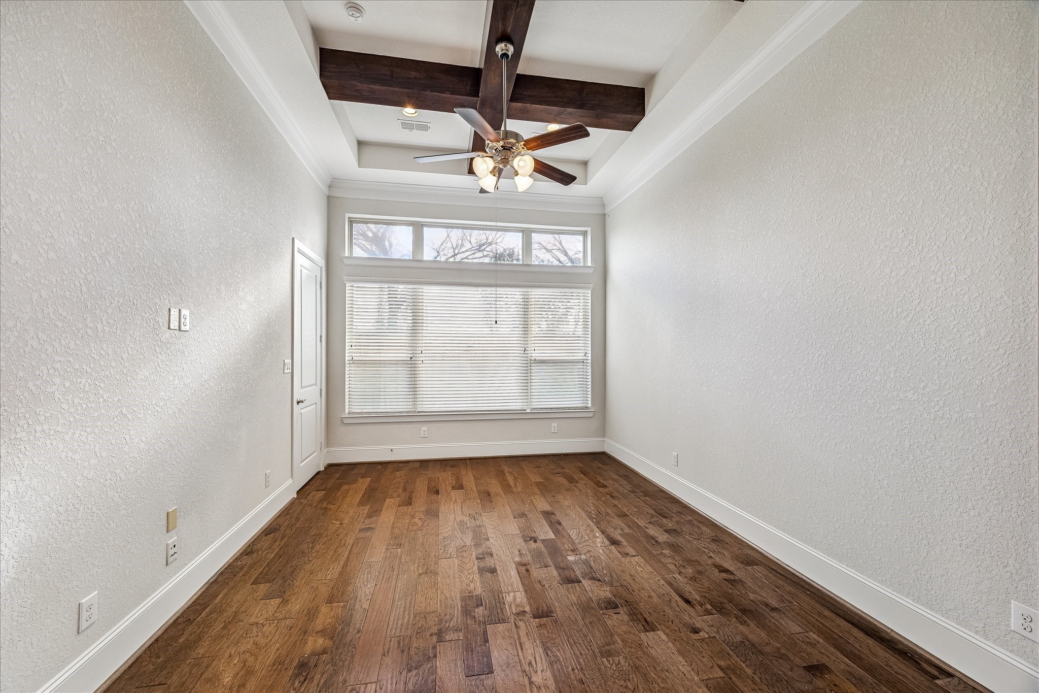 1607 Pinot Circle Houston, TX 77055 - Photo 10 of 43