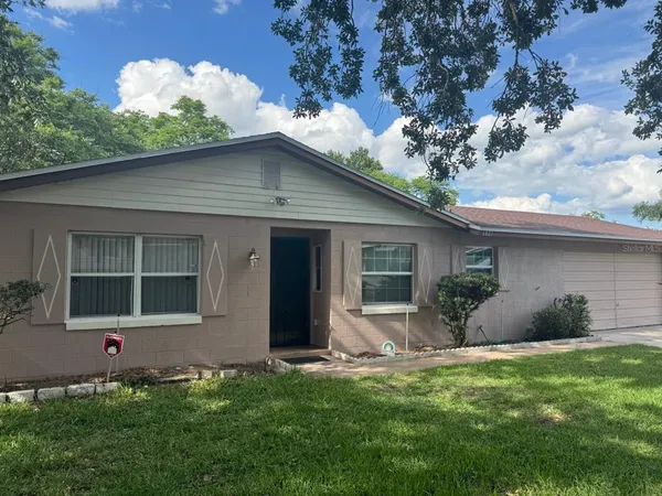 $2,000 | 6821 Derrick Drive, Orlando, FL 32818