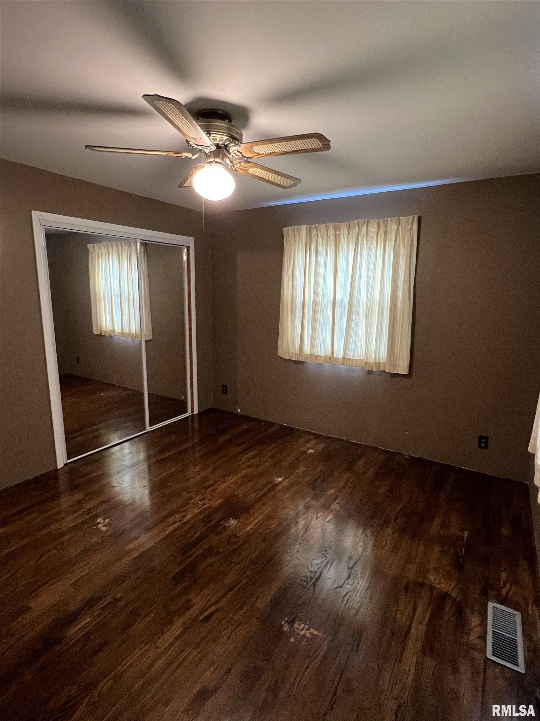 503 Lewis Street Vienna, IL 62995 - Photo 9 of 15 Gallery Image 9