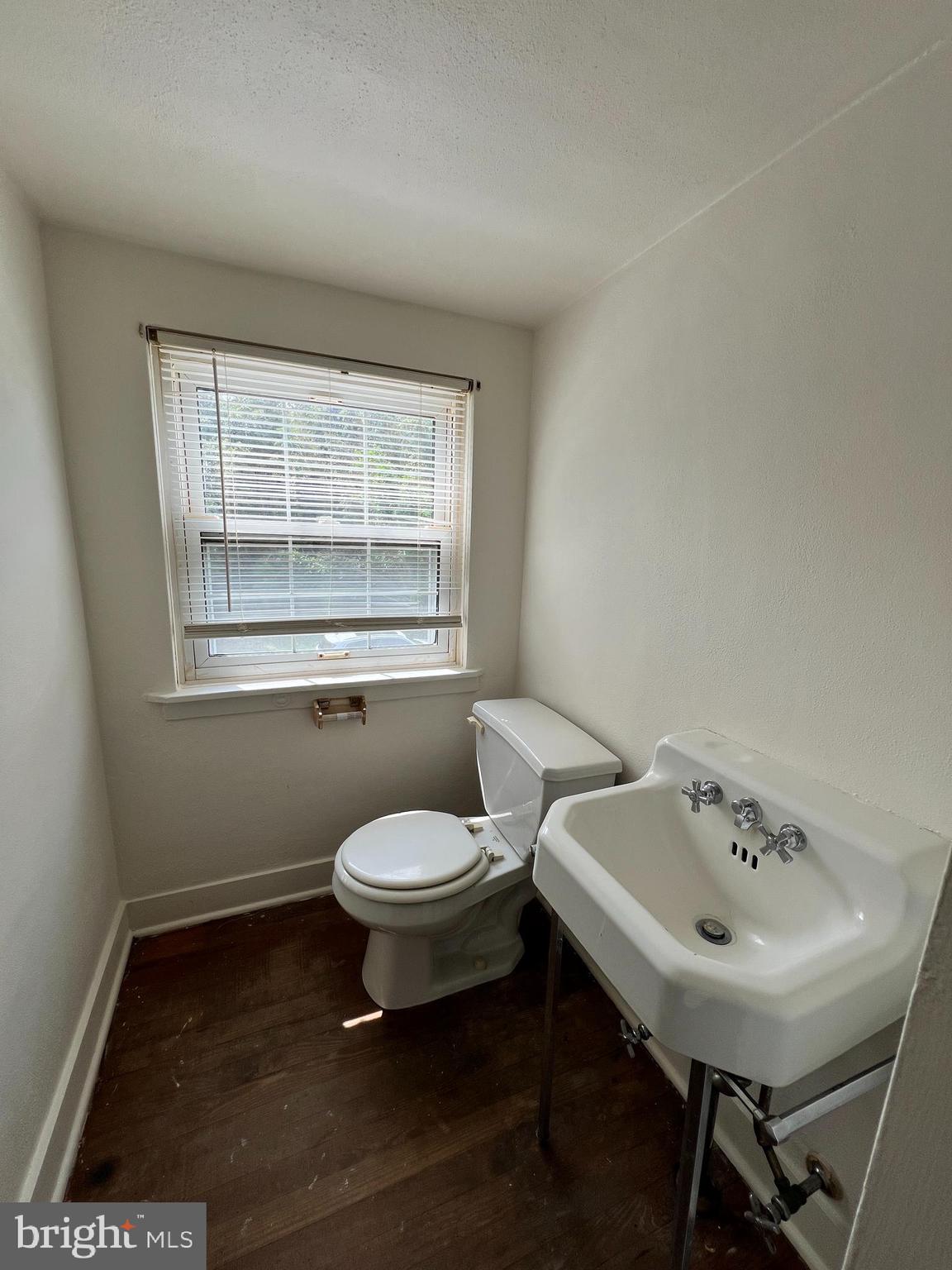 9409 Belair Road Nottingham, MD 21236 - Photo 17 of 19