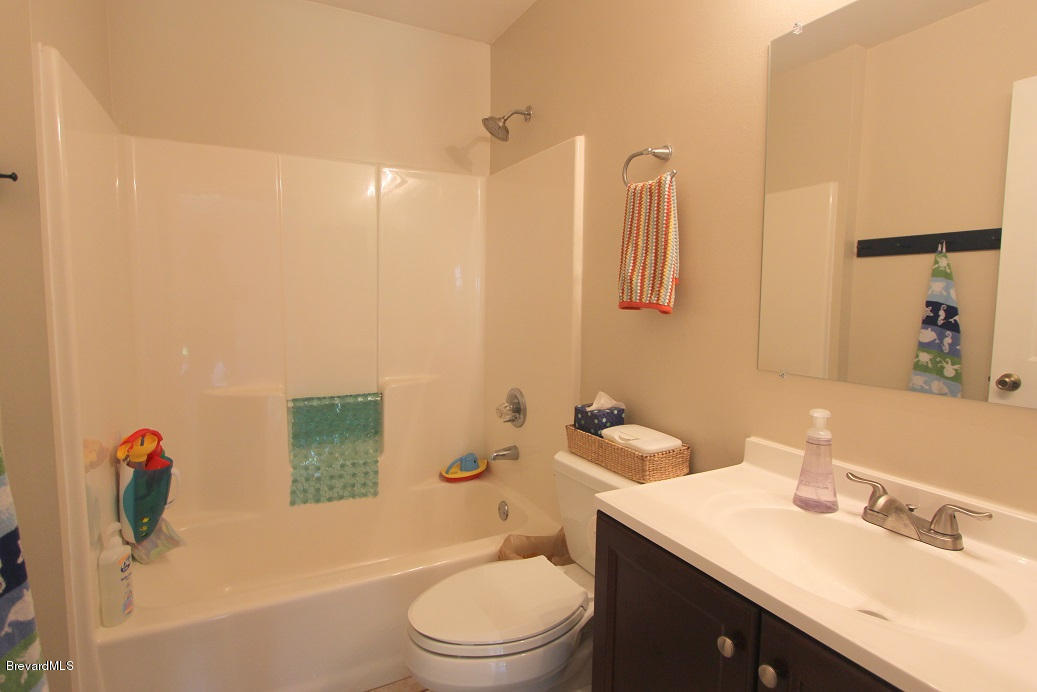 5137 Holden Road Cocoa, FL 32927 - Photo 28 of 32 Guest bath
