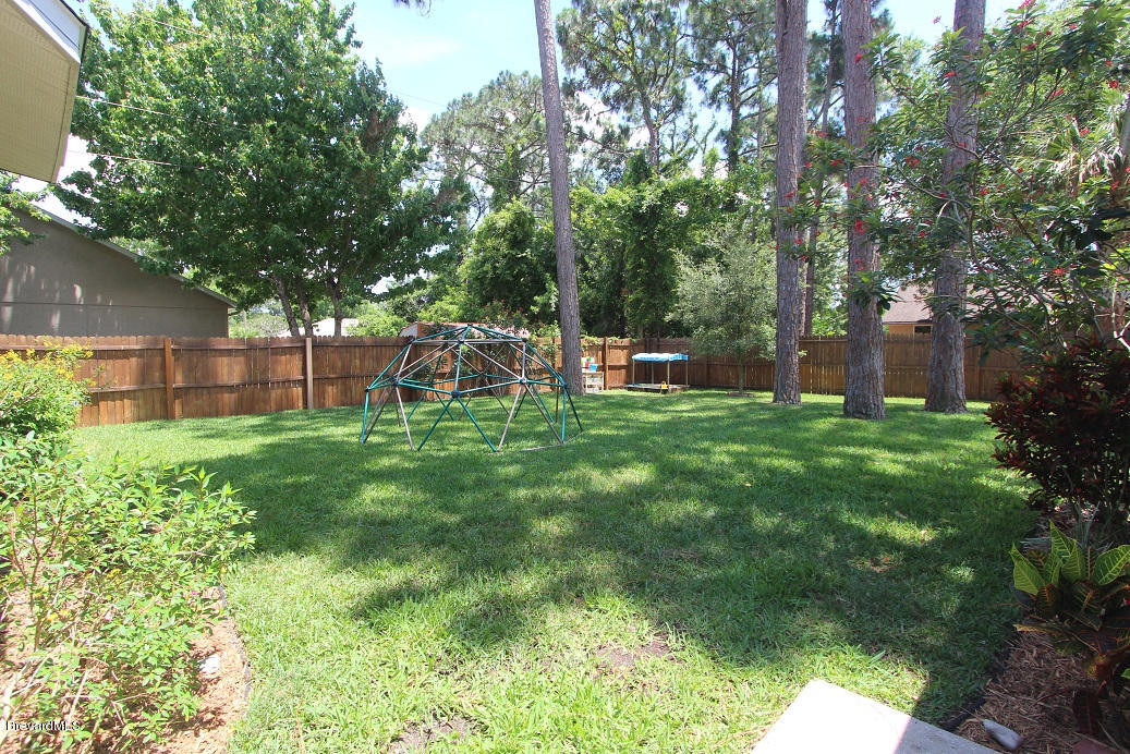 5137 Holden Road Cocoa, FL 32927 - Photo 29 of 32 Backyard