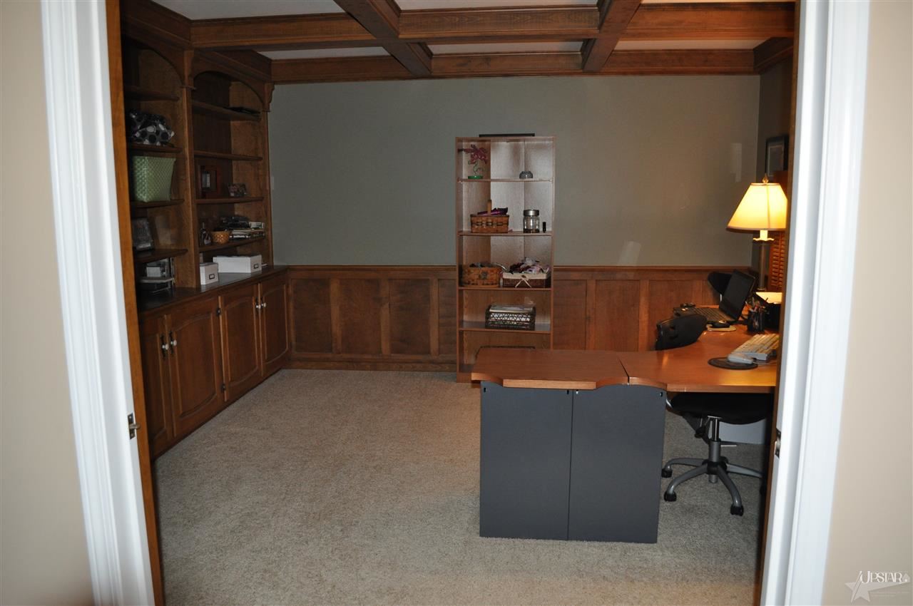 17325 Indianapolis Road Yoder, IN 46798 - Photo 7 of 30