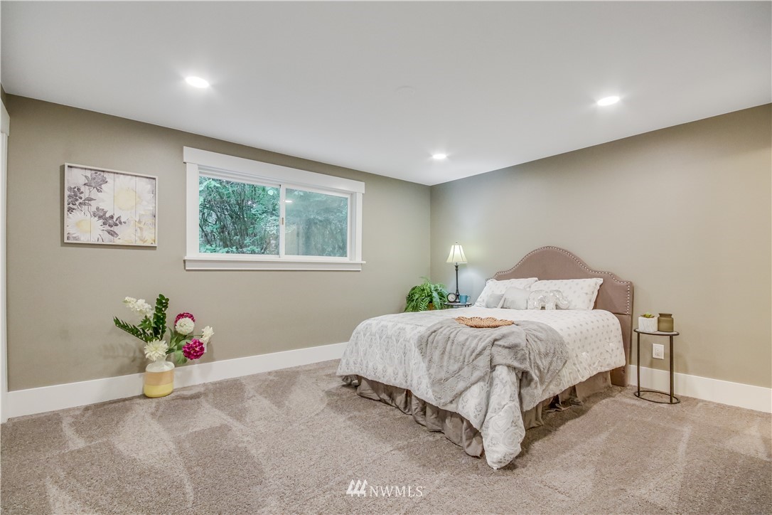 16102 Southeast 114th Street Renton, WA 98059 - Photo 14 of 38 Gallery Image 14