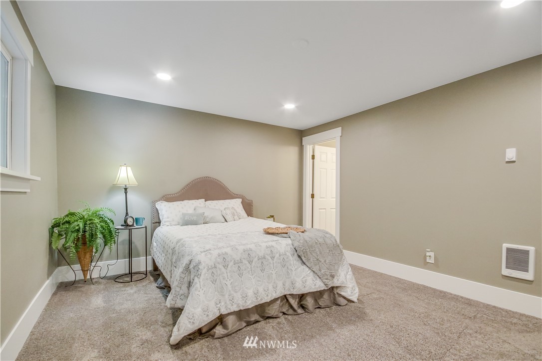 16102 Southeast 114th Street Renton, WA 98059 - Photo 15 of 38 Gallery Image 15