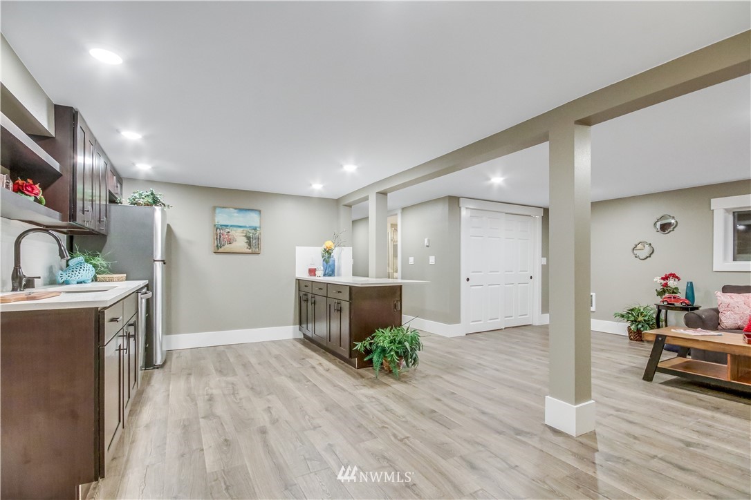 16102 Southeast 114th Street Renton, WA 98059 - Photo 24 of 38 Gallery Image 24