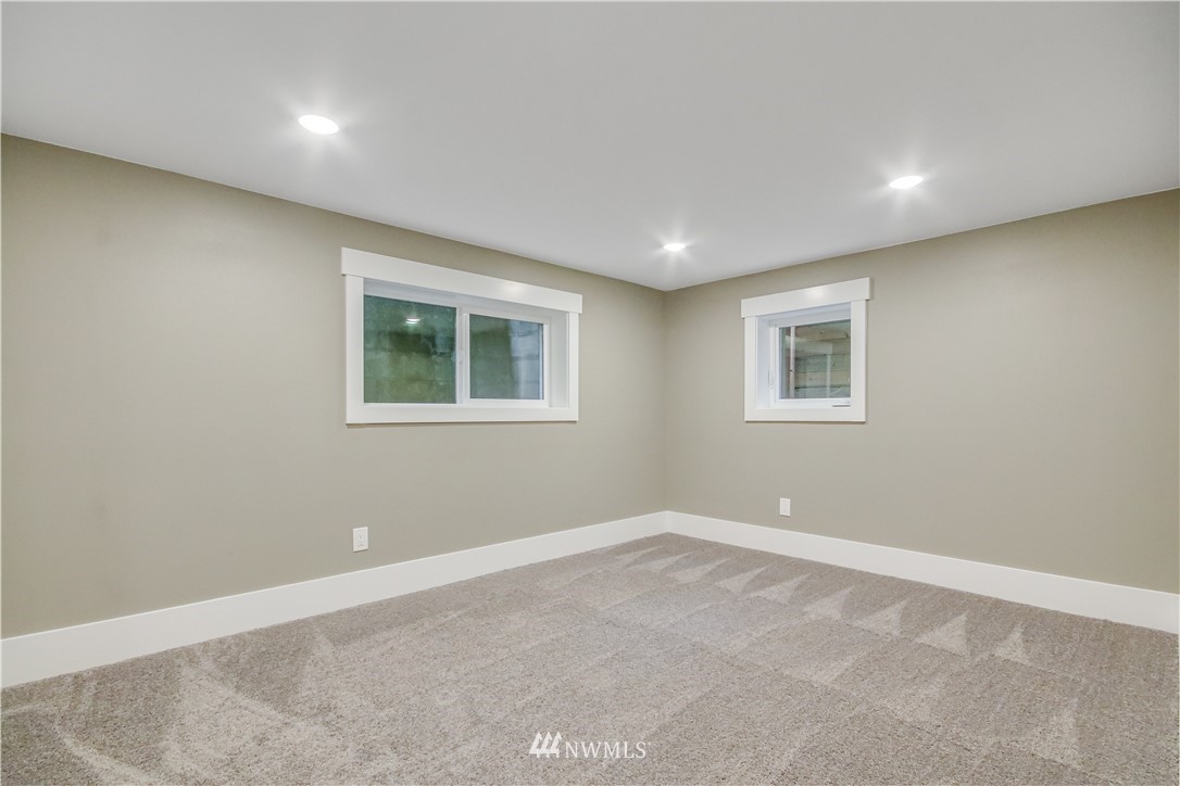 16102 Southeast 114th Street Renton, WA 98059 - Photo 26 of 38 Gallery Image 26