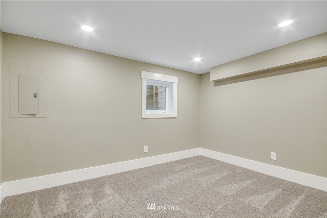 16102 Southeast 114th Street Renton, WA 98059 - Photo 27 of 38 Gallery Image 27