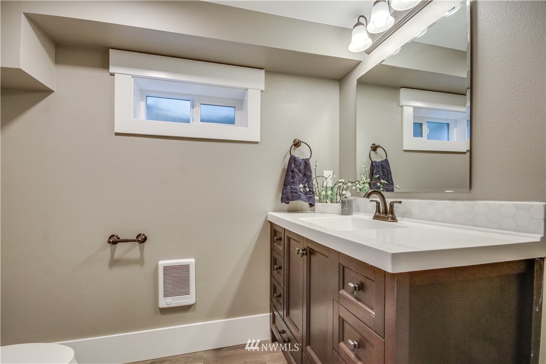 16102 Southeast 114th Street Renton, WA 98059 - Photo 29 of 38 Gallery Image 29