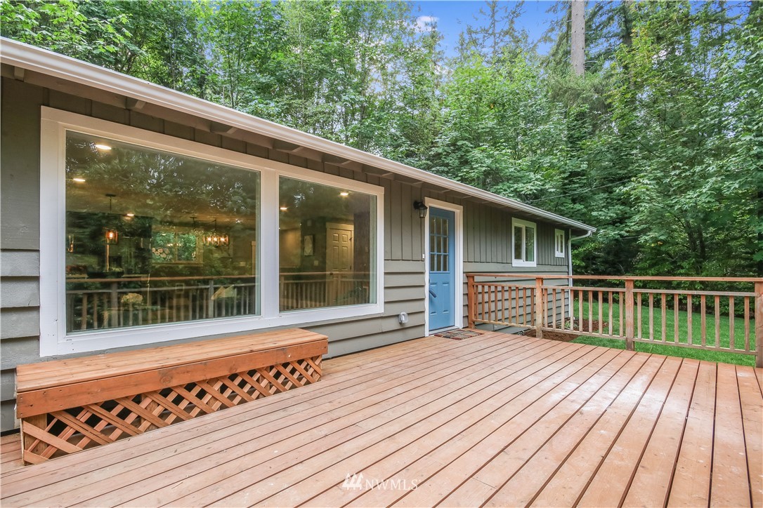 16102 Southeast 114th Street Renton, WA 98059 - Photo 4 of 38 Gallery Image 4