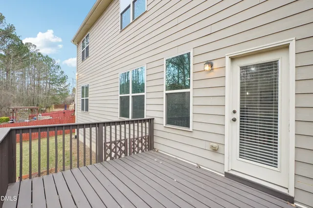 $899,000 | 109 Highland Mist Circle, Apex, NC 27539