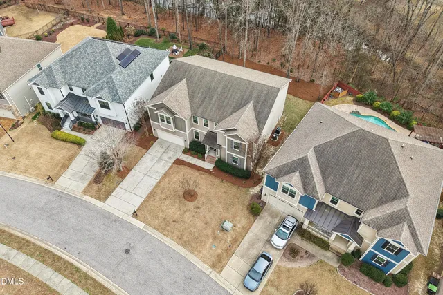 $899,000 | 109 Highland Mist Circle, Apex, NC 27539