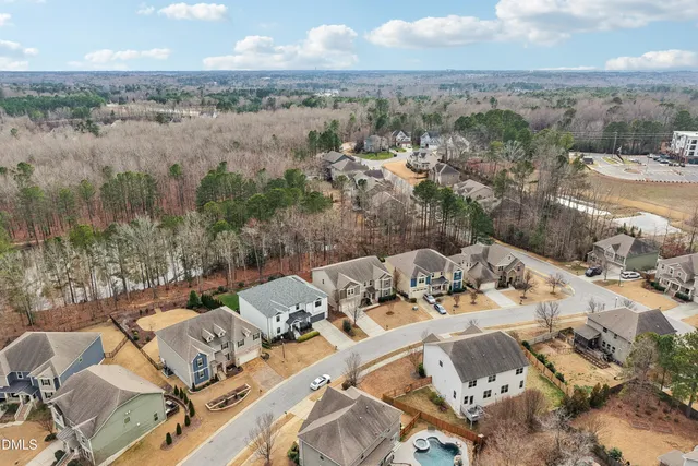 $899,000 | 109 Highland Mist Circle, Apex, NC 27539