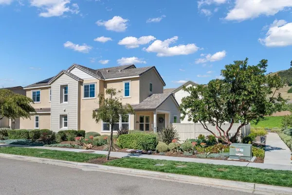 $1,200,000 | 21715 Deer Grass Drive, Escondido, CA 92029