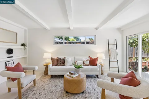 $1,695,000 | 263 Tharp Drive, Moraga, CA 94556