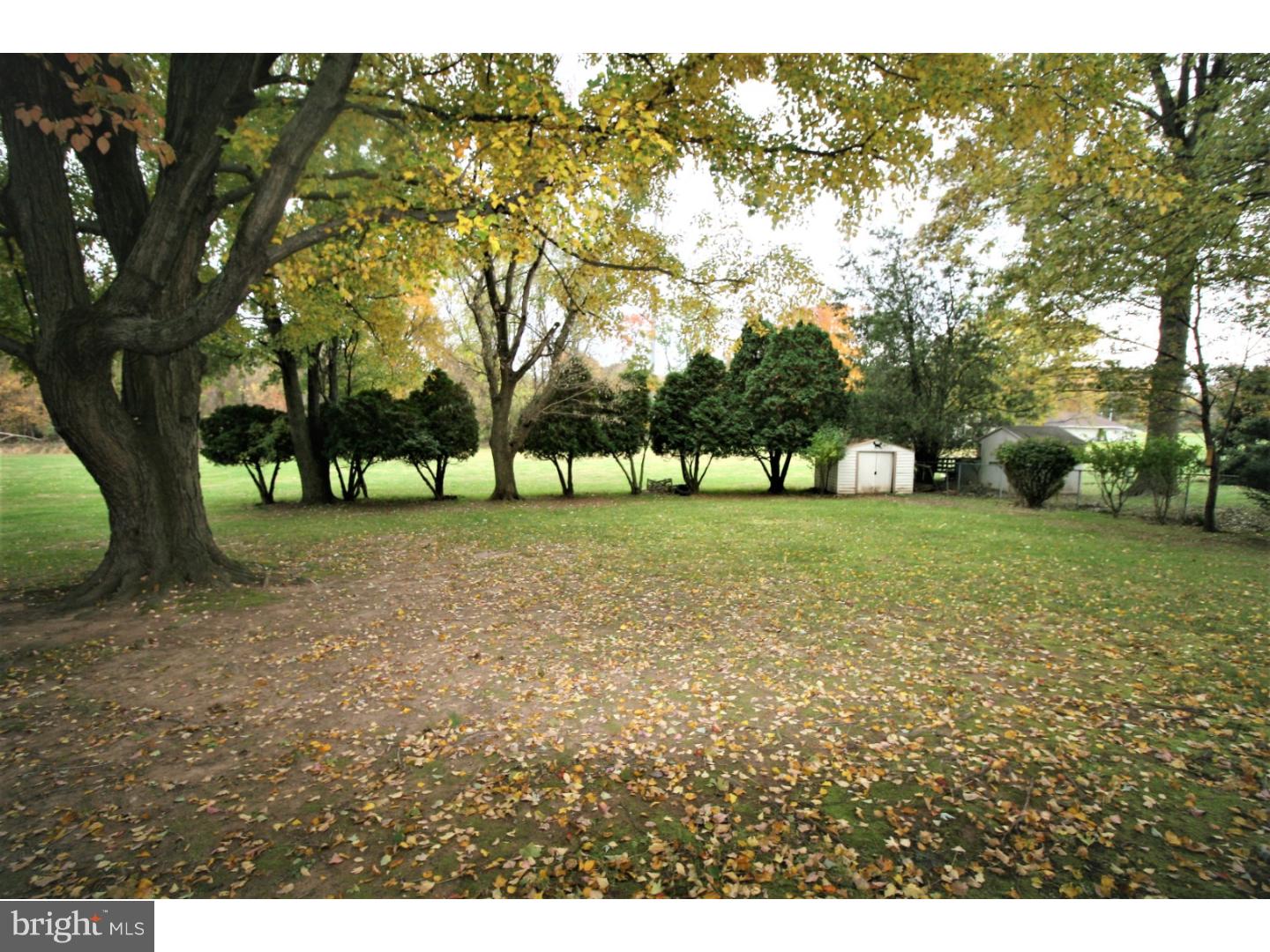 43 Running Brook Road Ewing, NJ 08638 - Photo 13 of 16