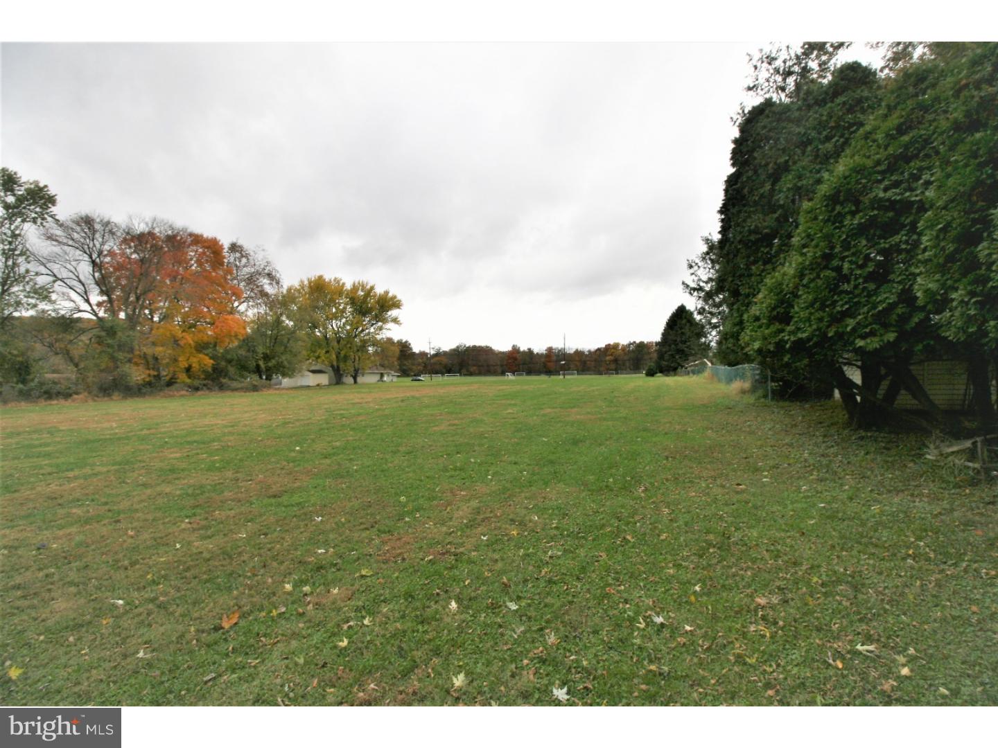 43 Running Brook Road Ewing, NJ 08638 - Photo 14 of 16