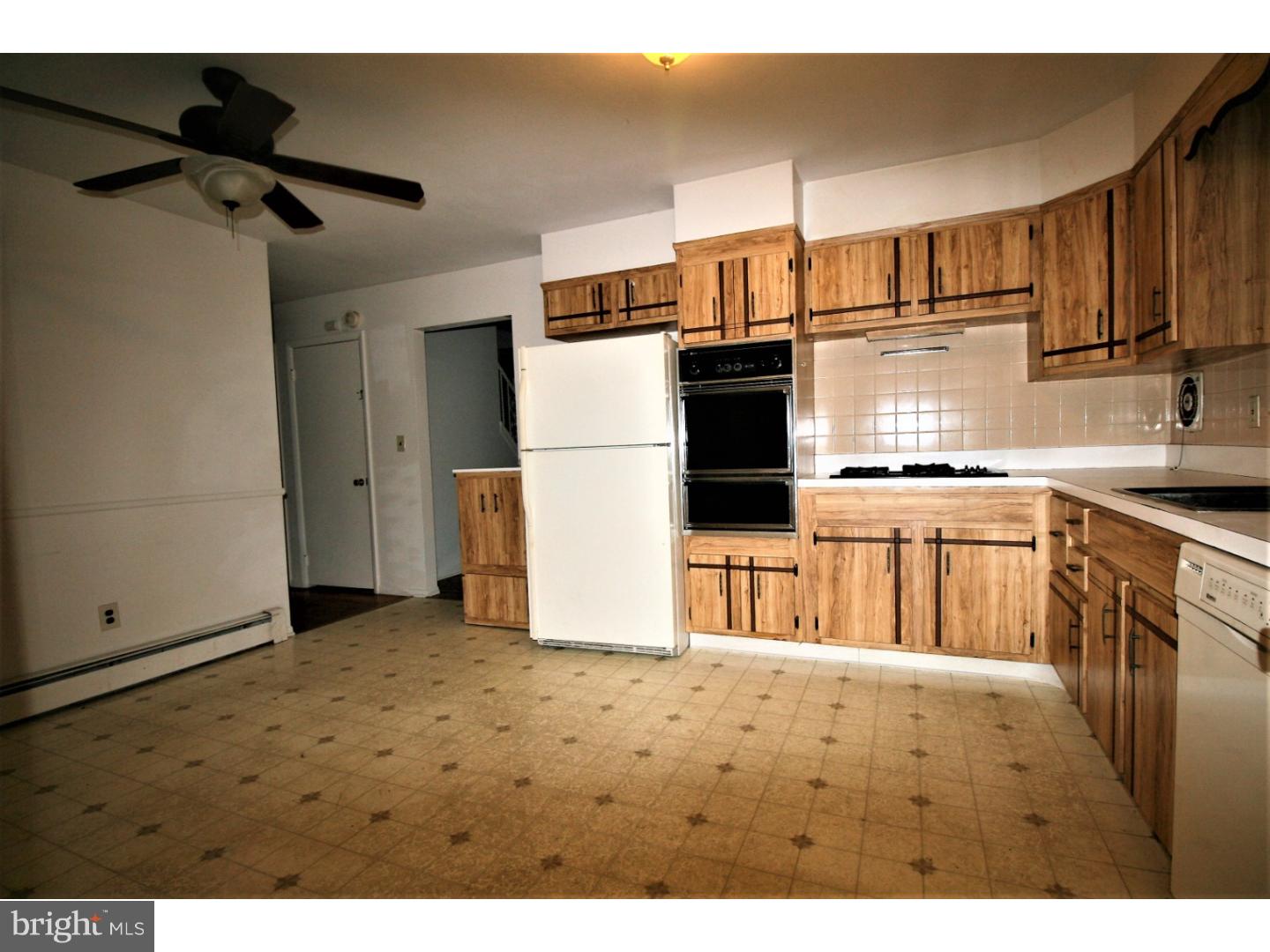 43 Running Brook Road Ewing, NJ 08638 - Photo 5 of 16