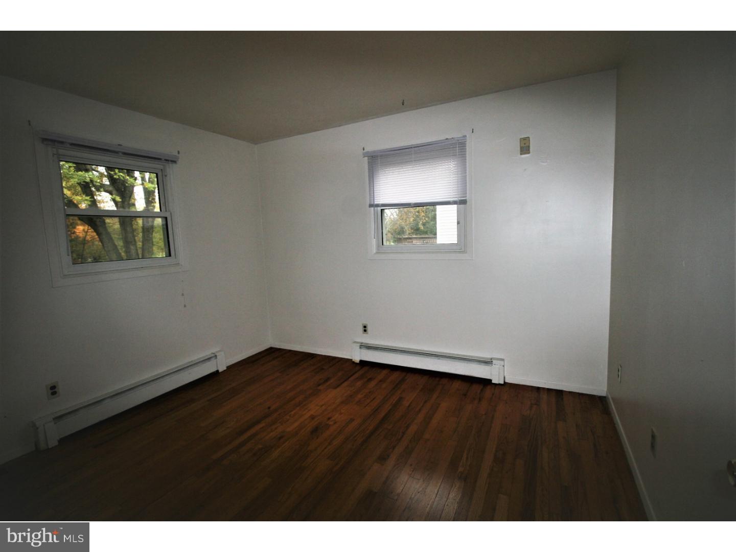 43 Running Brook Road Ewing, NJ 08638 - Photo 8 of 16