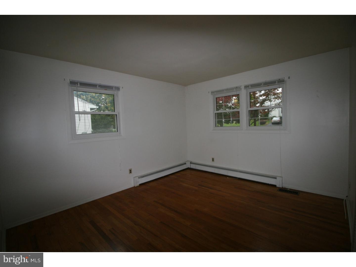 43 Running Brook Road Ewing, NJ 08638 - Photo 9 of 16