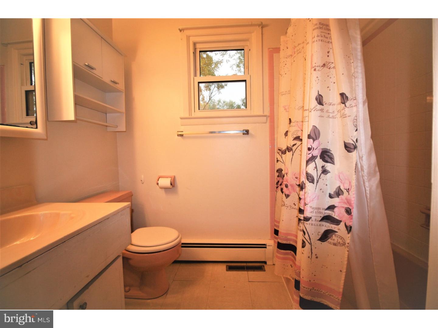 43 Running Brook Road Ewing, NJ 08638 - Photo 10 of 16