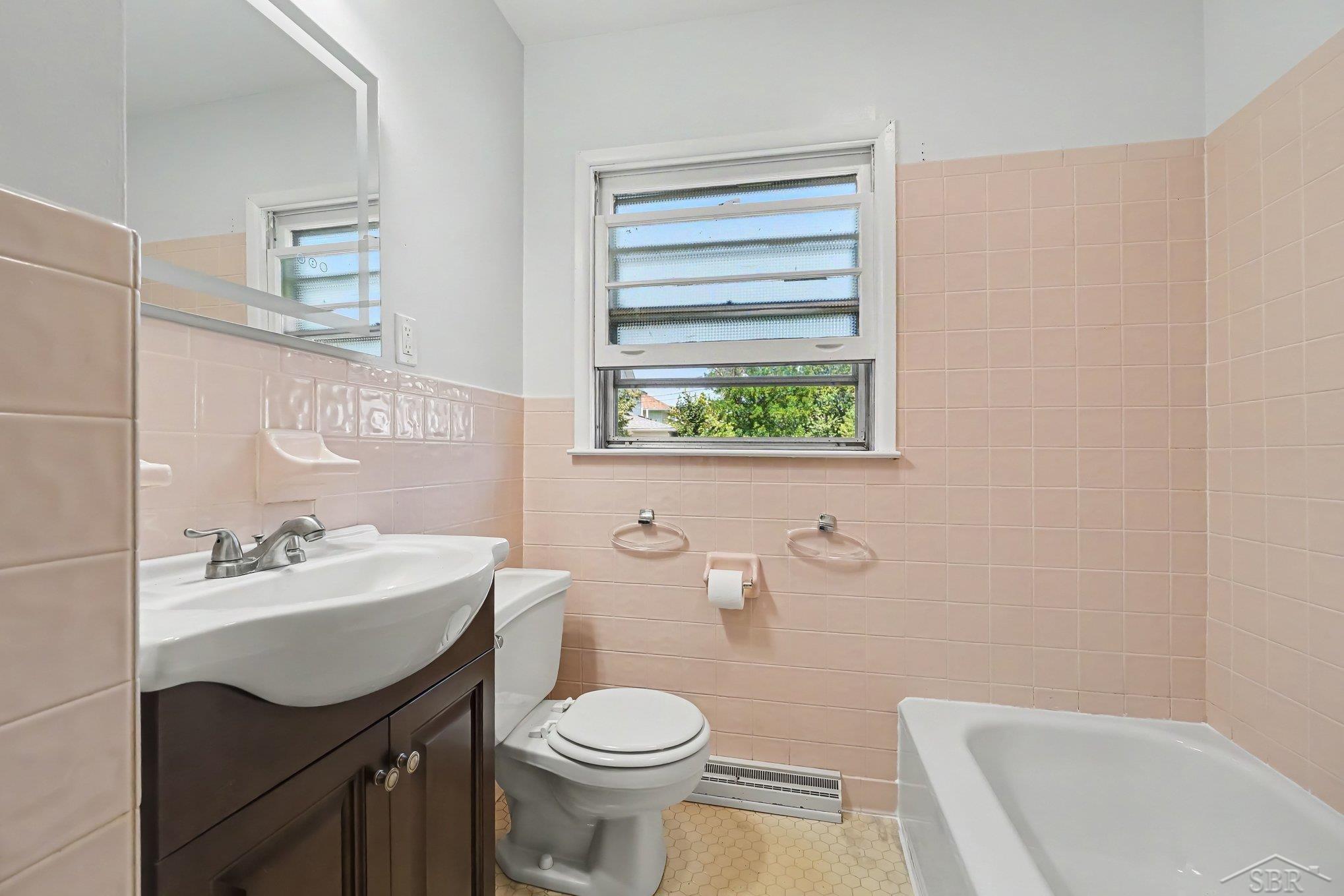 1502 34th Street Bay City, MI 48708 - Photo 13 of 22 Gallery Image 13