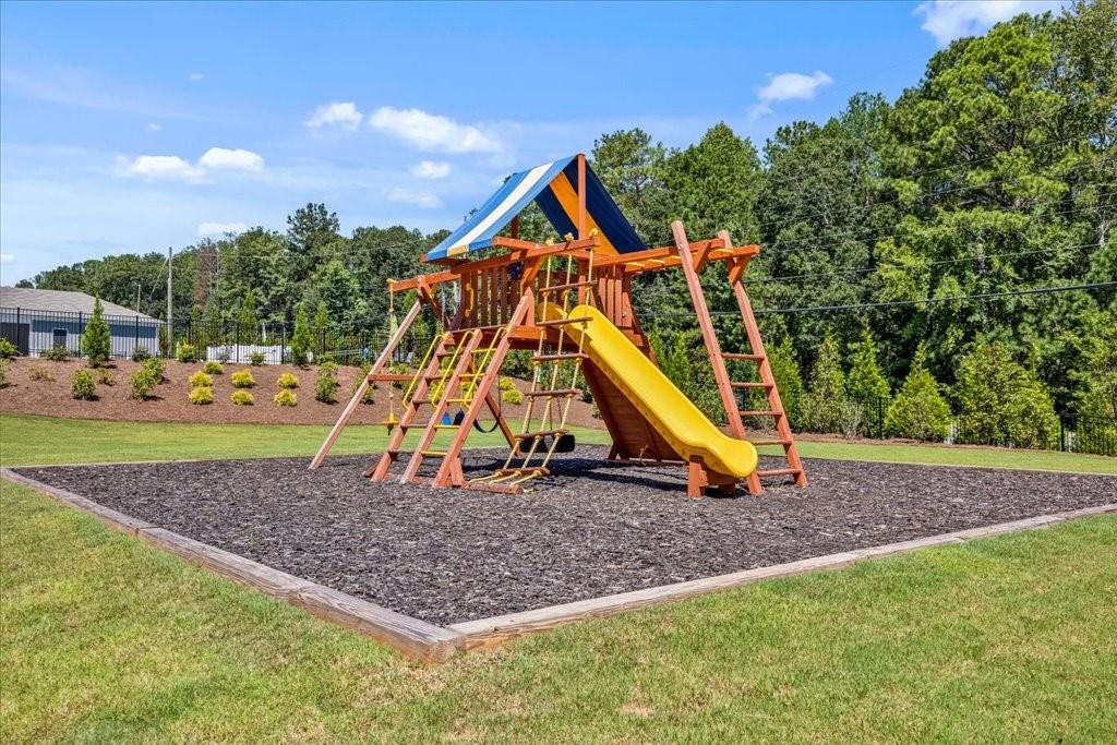 2540 Riverside Court Northeast Conyers, GA 30013 - Photo 31 of 43